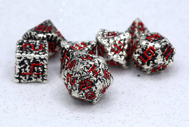 Hymgho Premium Dice - Pile of Skulls Solid Metal Dice Set - Silver w/Red numbers